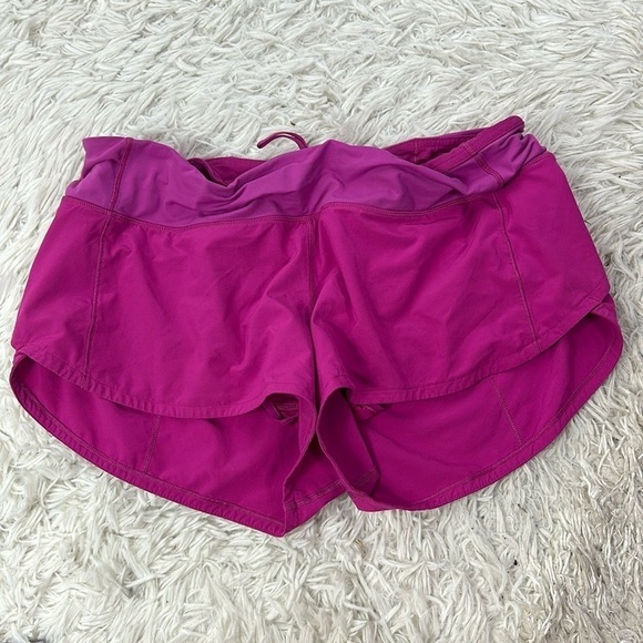Lululemon Speed Up Short *2.5" Fantom Fuchsia - Picture 1 of 5